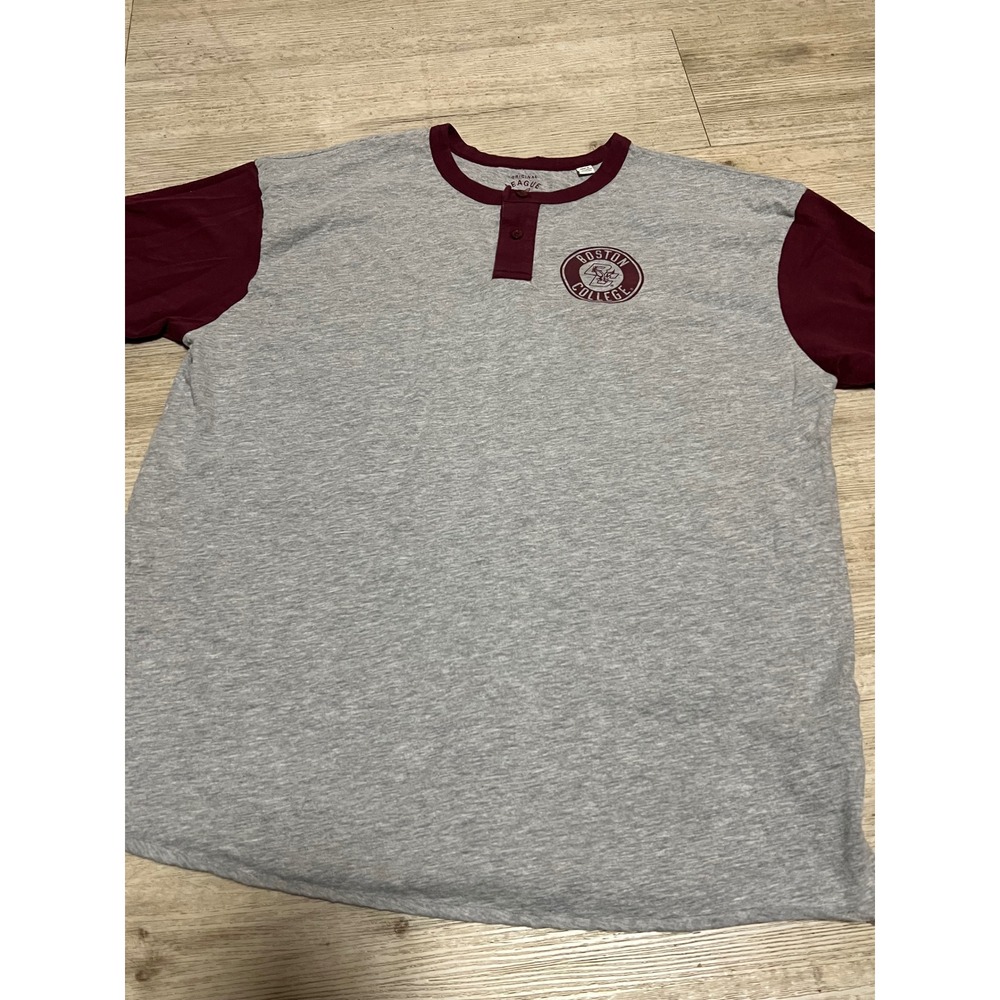 BC Eagles‎ Boston College Henley Shirt Mens XL Gray Maroon Short Sleeve BC